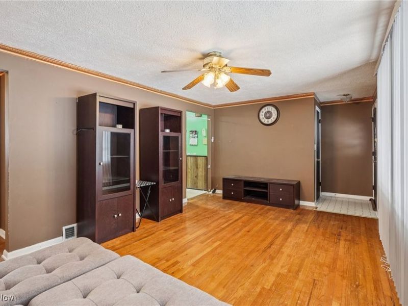 13325 Tomson Drive, Strongsville, OH 44149 Photo 3