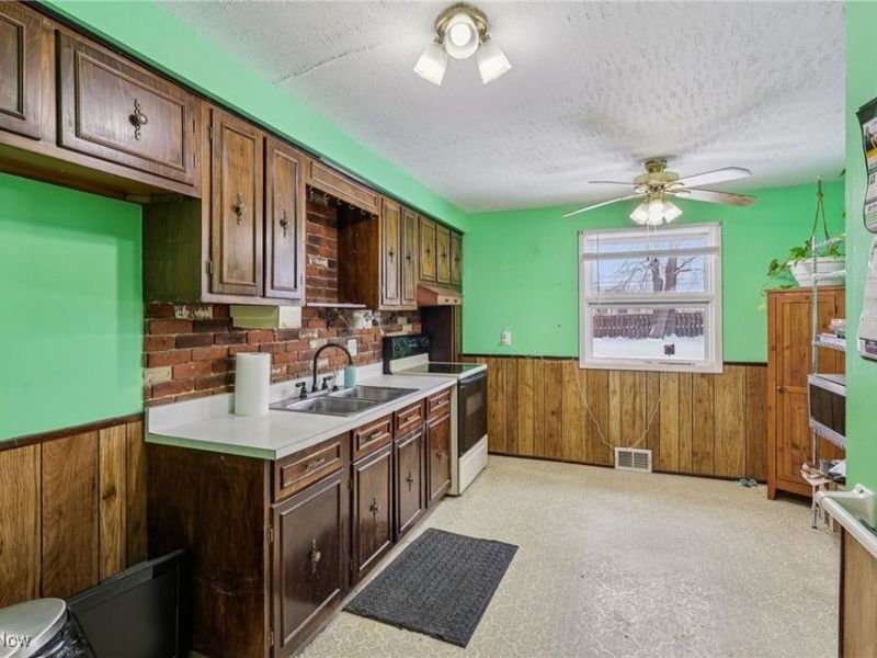 13325 Tomson Drive, Strongsville, OH 44149 Photo 7