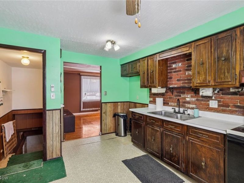 13325 Tomson Drive, Strongsville, OH 44149 Photo 9