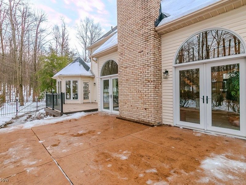 8215 Eagle Ridge Drive, Concord, OH 44077 Photo 7