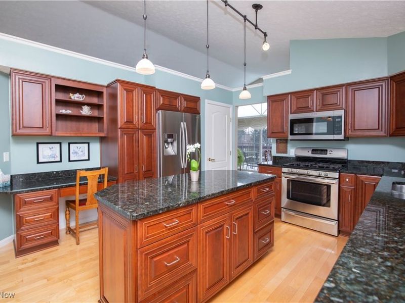 739 Grand View Lane, Aurora, OH 44202 Photo 8