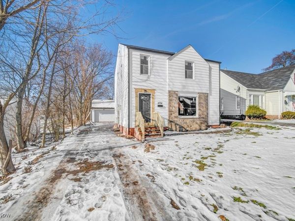 4754 Lawrence Avenue, Garfield Heights, OH 44125