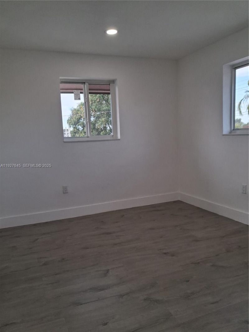 2155 SW 72nd Ave , Miami, FL 33155 Photo