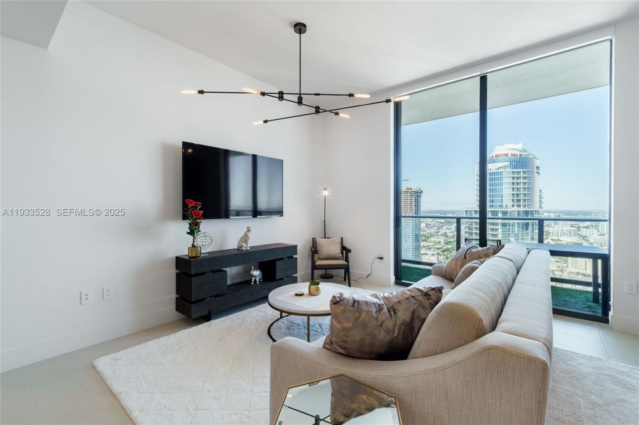 601 NE 1st Ave, Unit PH5001, Miami, FL 33132 Photo