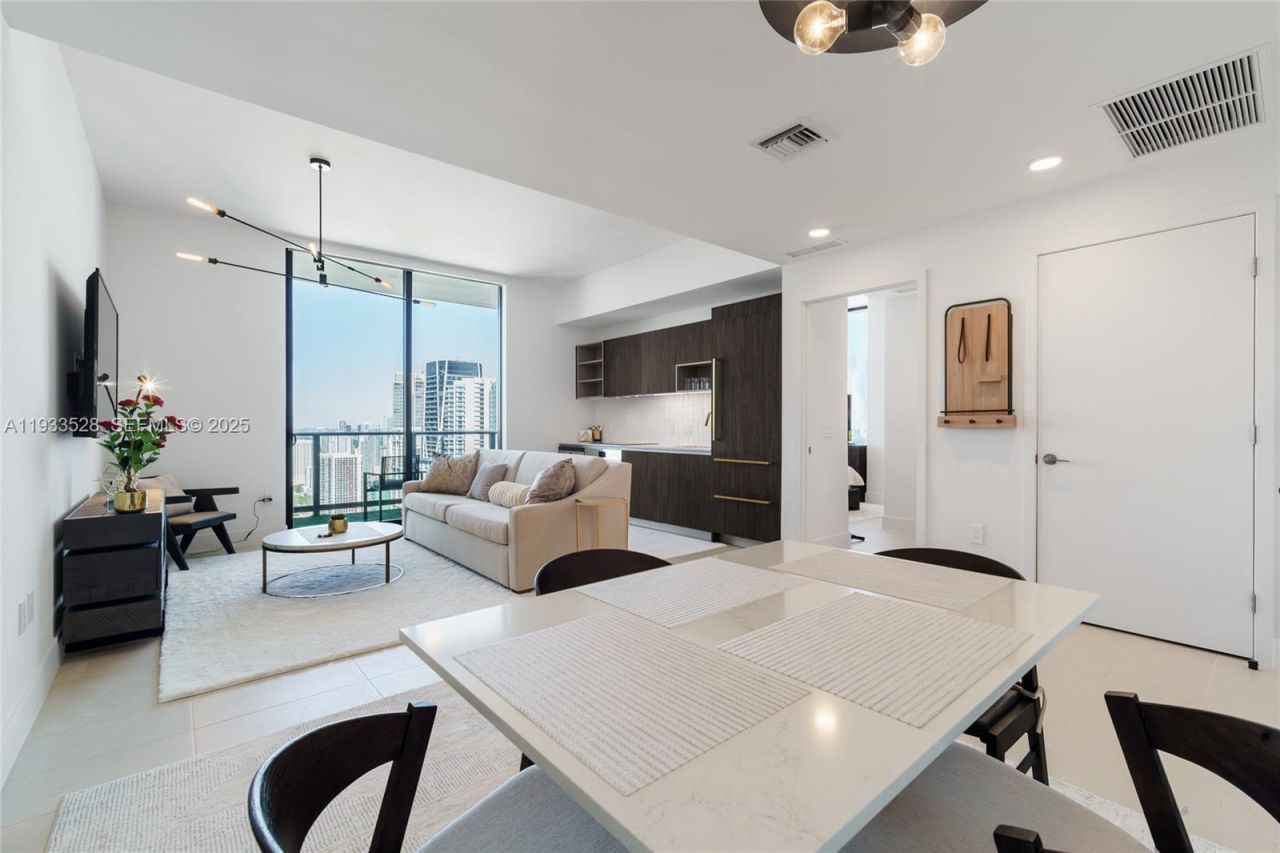 601 NE 1st Ave, Unit PH5001, Miami, FL 33132 Photo
