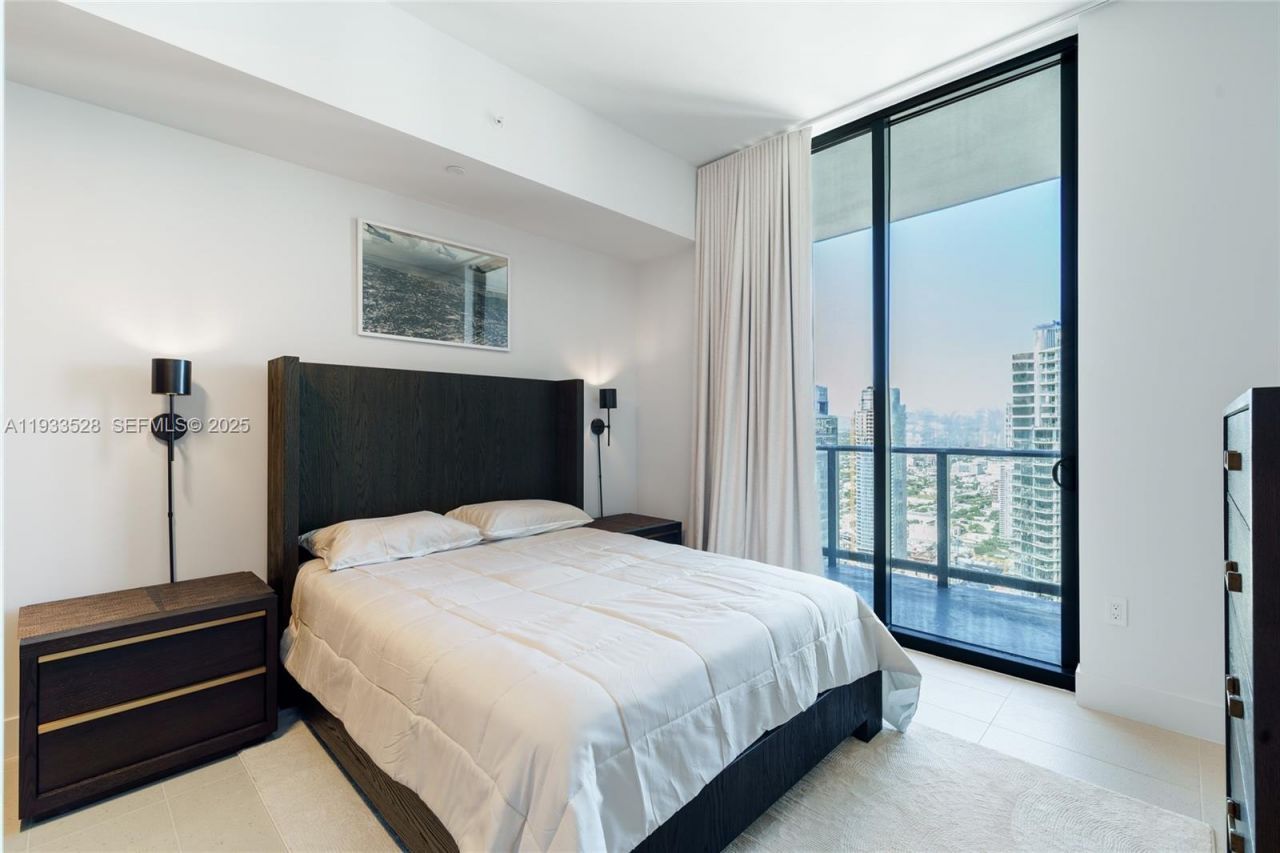 601 NE 1st Ave, Unit PH5001, Miami, FL 33132 Photo