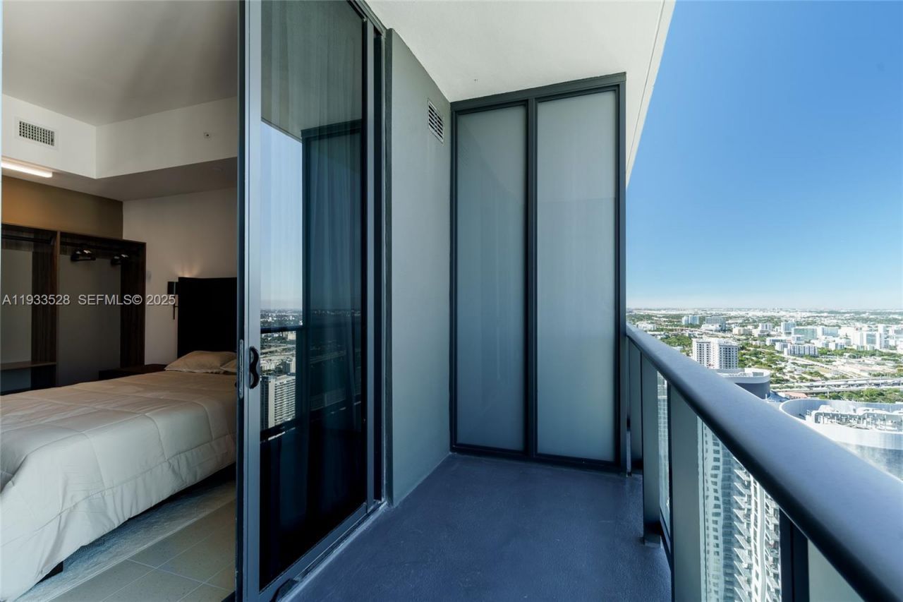 601 NE 1st Ave, Unit PH5001, Miami, FL 33132 Photo