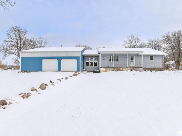 118 S LOCUST Street, Williamsfield, IL 61489