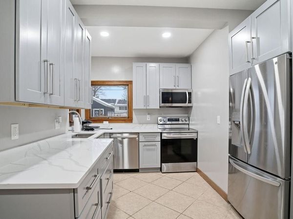 1201 6th Street E, Saint Paul, MN 55106