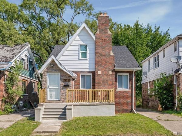 14895 Mapleridge Street, Detroit, MI 48205