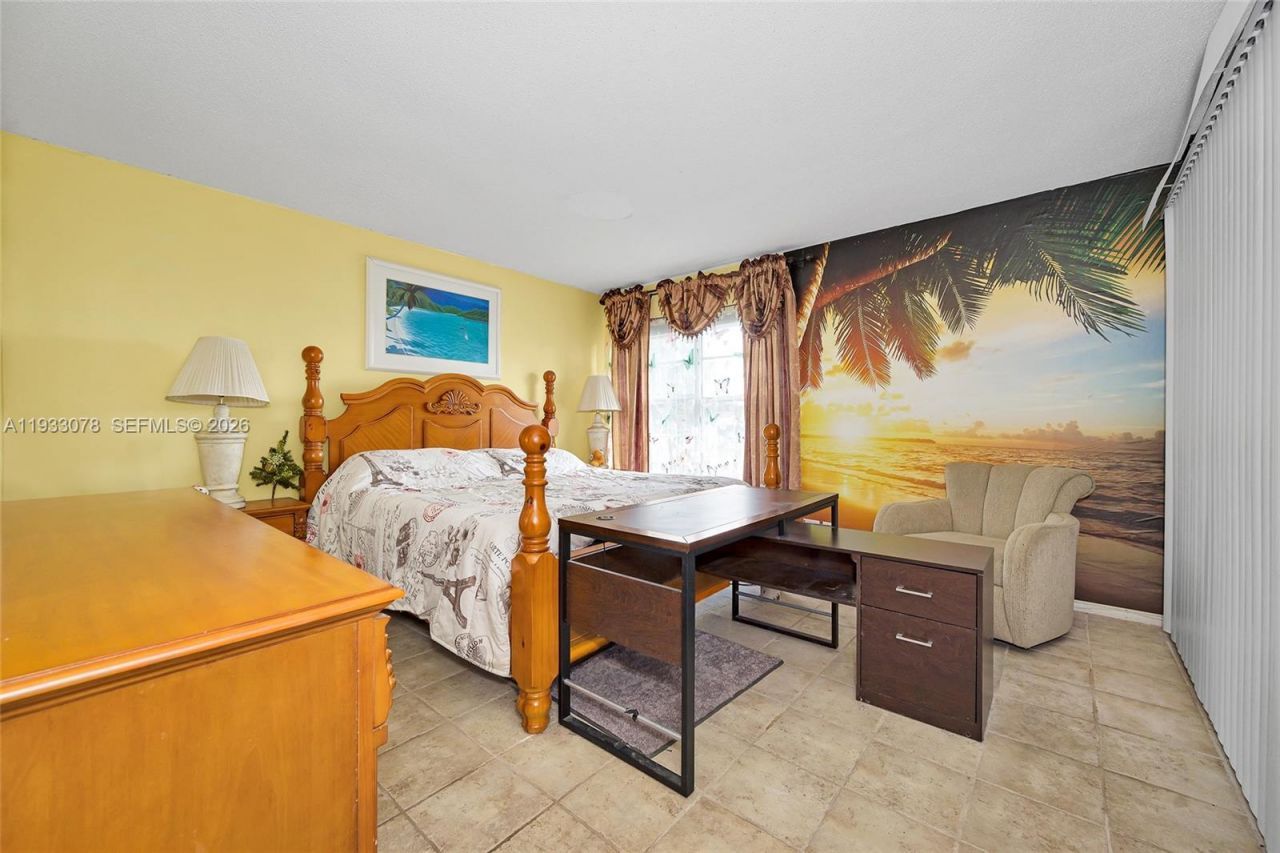 12027 S Greenway Cir, Unit 206, Royal Palm Beach, FL 33411 Photo