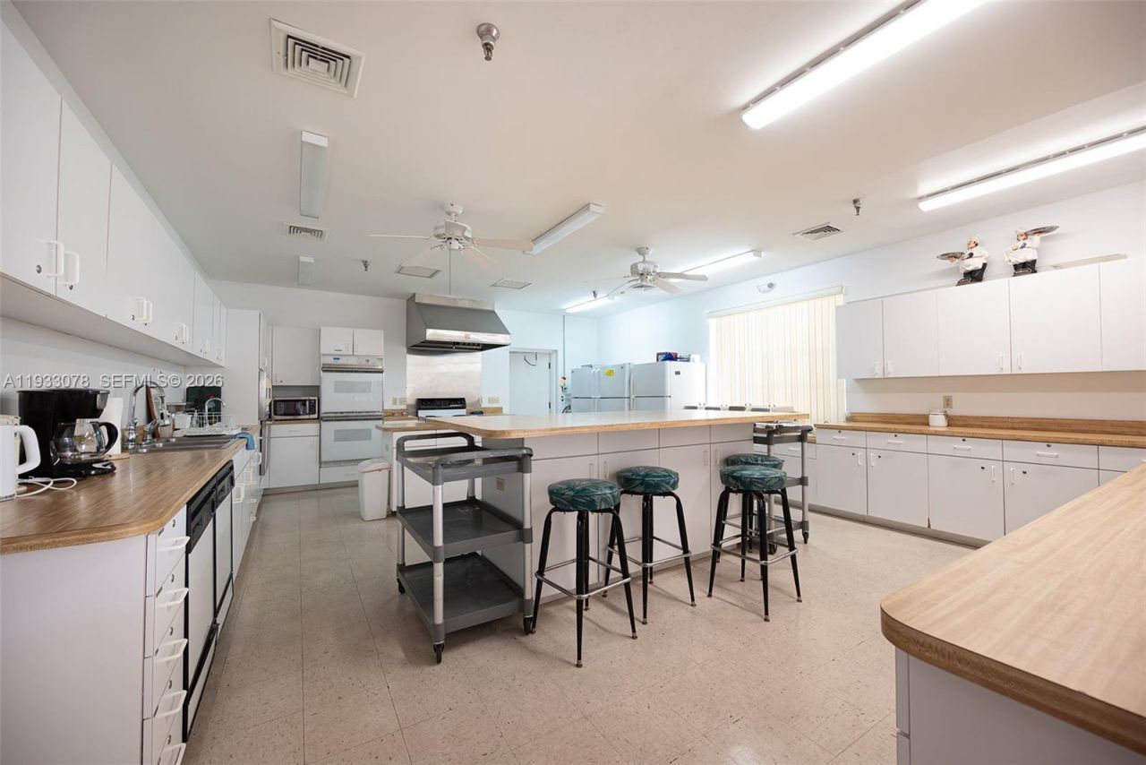 12027 S Greenway Cir, Unit 206, Royal Palm Beach, FL 33411 Photo