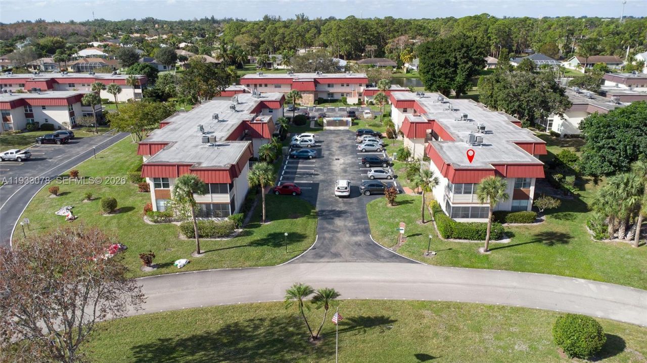 12027 S Greenway Cir, Unit 206, Royal Palm Beach, FL 33411 Photo