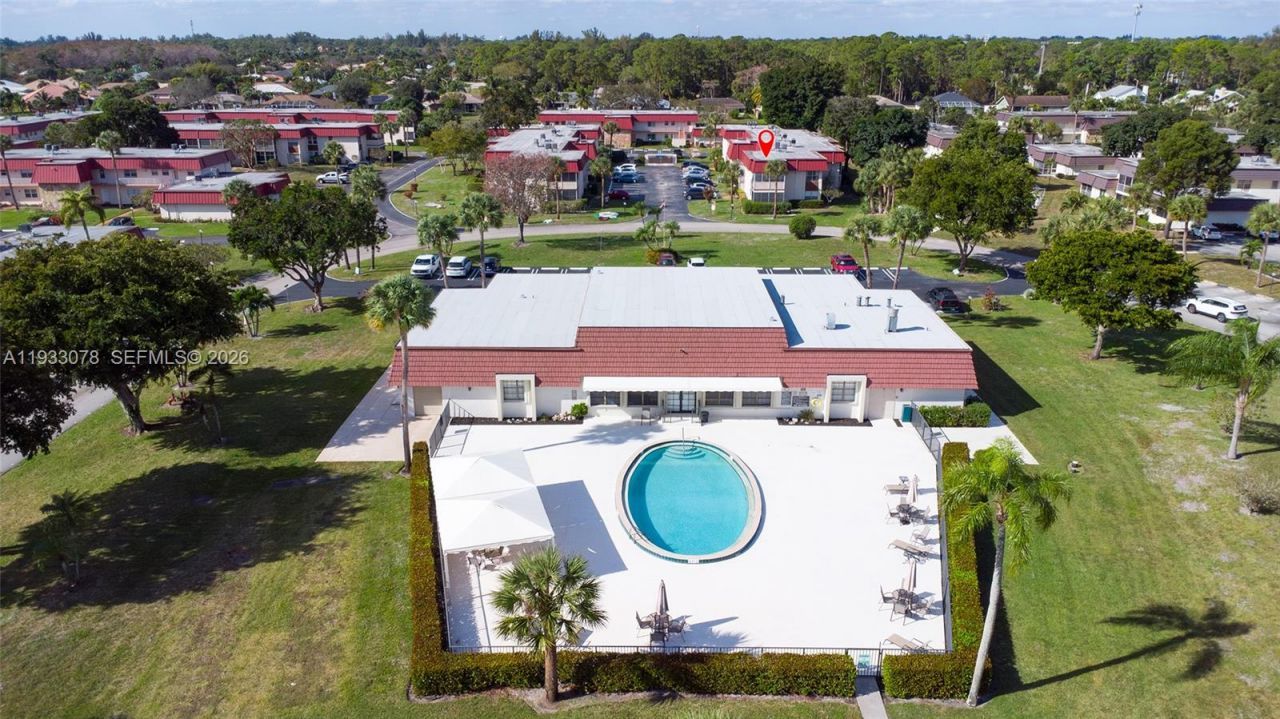 12027 S Greenway Cir, Unit 206, Royal Palm Beach, FL 33411 Photo