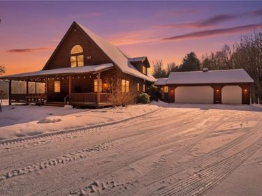 7520 W Hollow Road, Naples, NY 14512