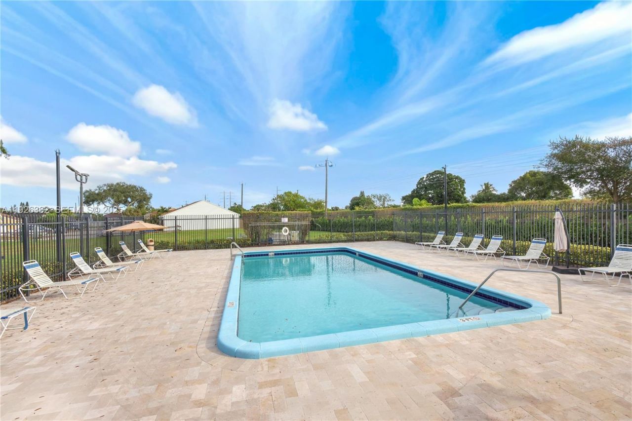 22882 Markham Way, Boca Raton, FL 33428 Photo