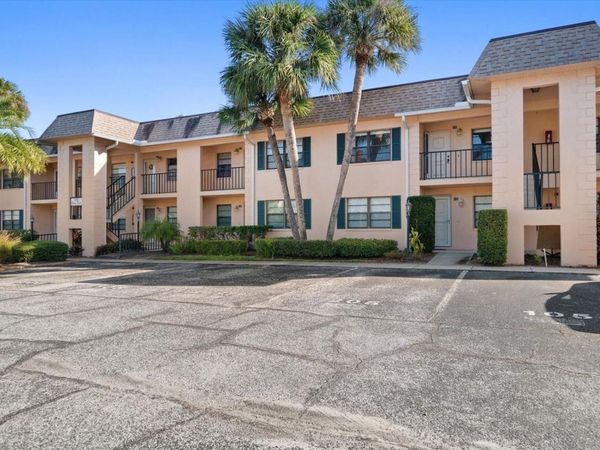 100 GRAND BOULEVARD, Unit 205, TARPON SPRINGS, FL 34689
