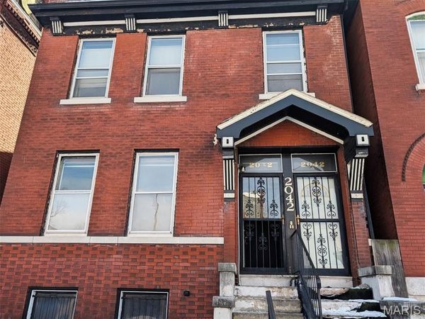 2042 E Adelaide Avenue, St Louis, MO 63107