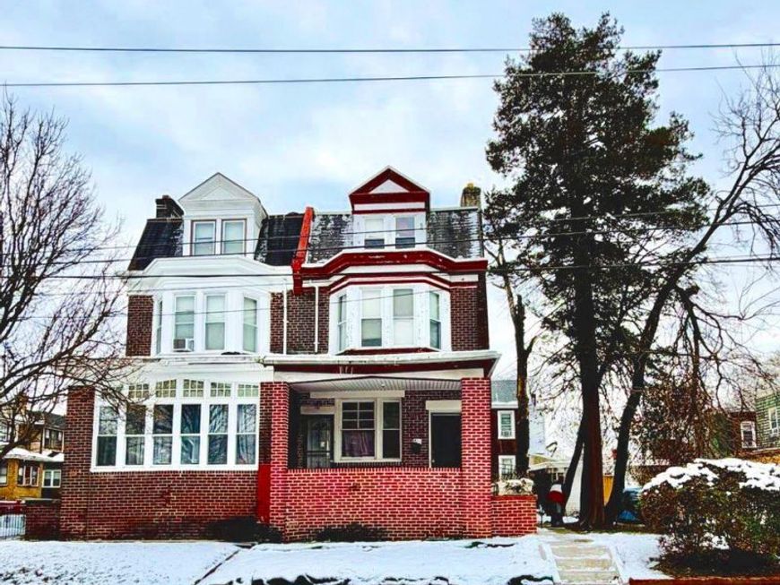 1016 W Duncannon Avenue, Philadelphia, PA 19141 Main Photo