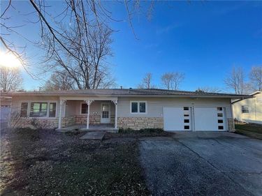 1416 S Maple Street, Ottawa, KS 66067