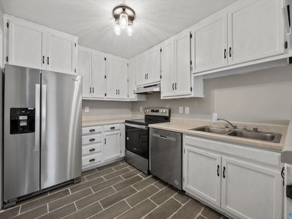 2080 Woodlawn Drive SW, Unit 2080, Huntsville, AL 35802