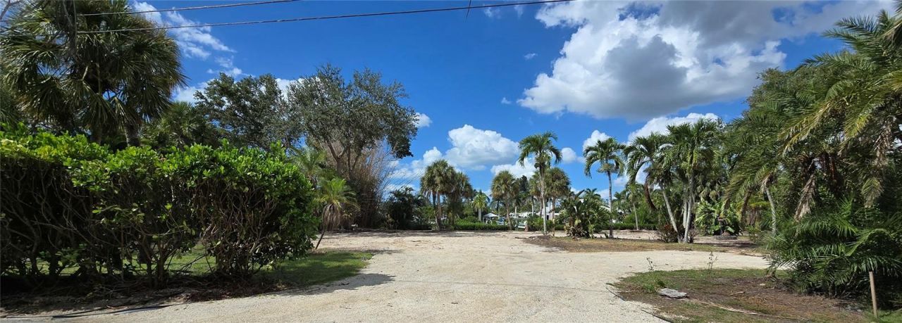 1221 S Basin Lane, Sarasota, FL 34242 Photo