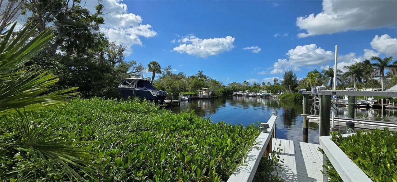 1221 S Basin Lane, Sarasota, FL 34242 Photo