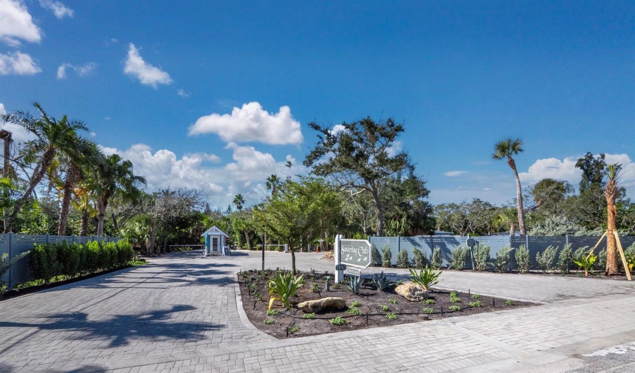 1221 S Basin Lane, Sarasota, FL 34242 Photo