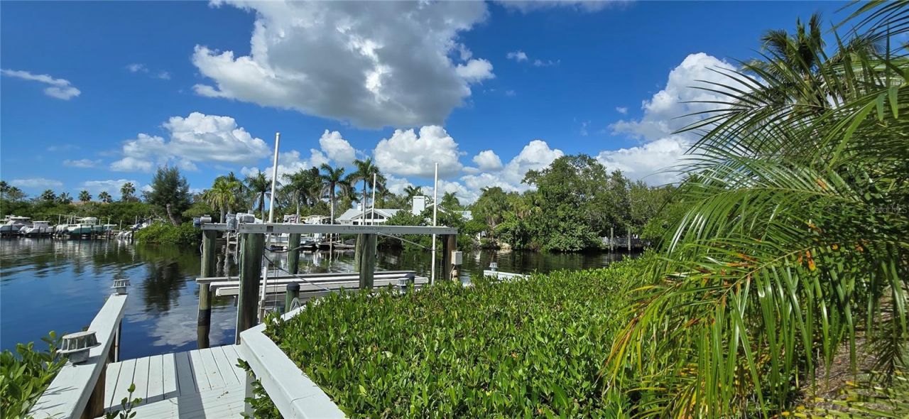 1221 S Basin Lane, Sarasota, FL 34242 Photo