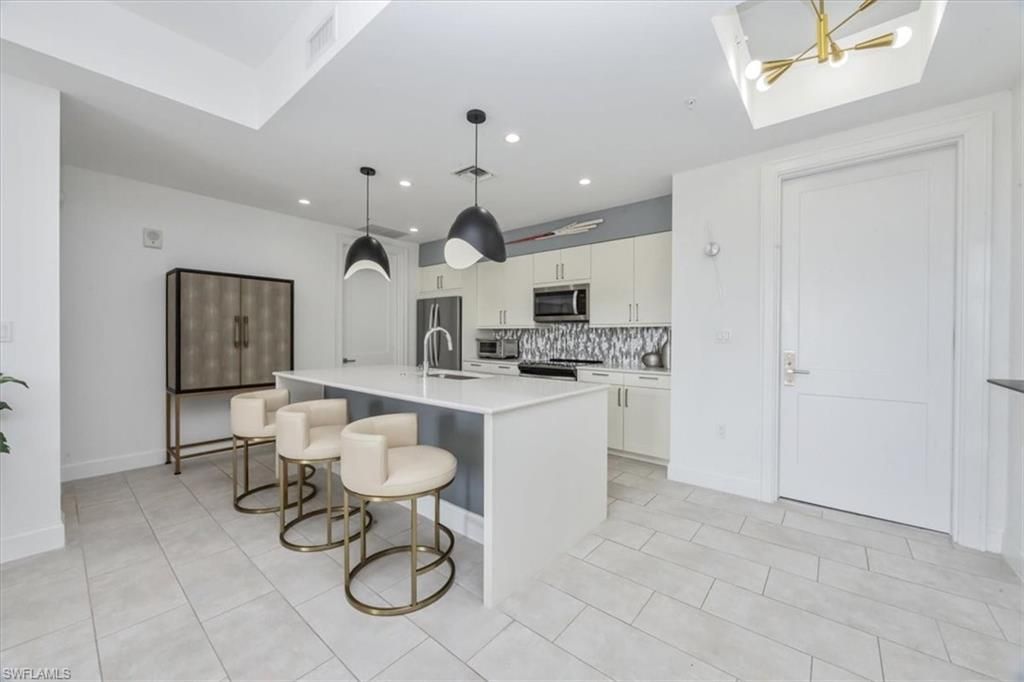 1111 Central Ave, Unit 401, Naples, FL 34102 Photo