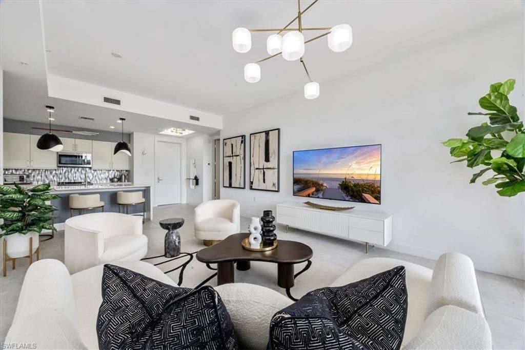 1111 Central Ave, Unit 401, Naples, FL 34102 Photo