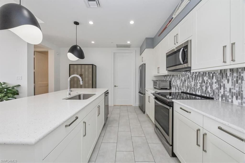 1111 Central Ave, Unit 401, Naples, FL 34102 Photo