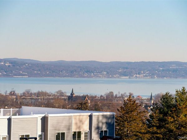 100 Dowd Street, Unit D11, Haverstraw, NY 10927