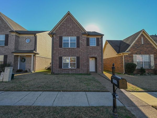 10249 STERLING RIDGE DR, Cordova, TN 38018