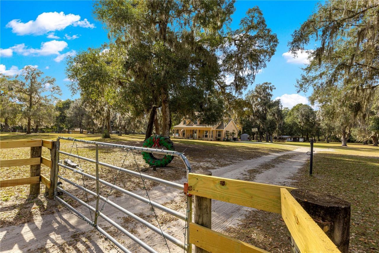 13850 NE 47th Avenue, Anthony, FL 32617 Photo