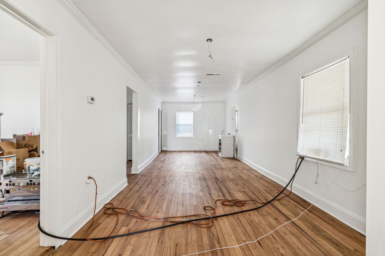 7403 Stafford Road  Photo 9