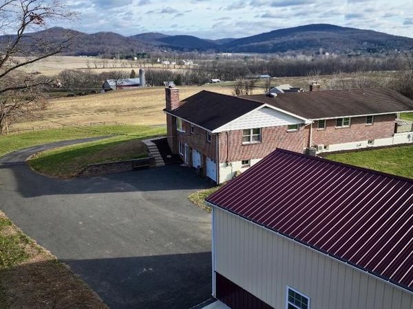 1744 OLD SWEDE ROAD, DOUGLASSVILLE, PA 19518