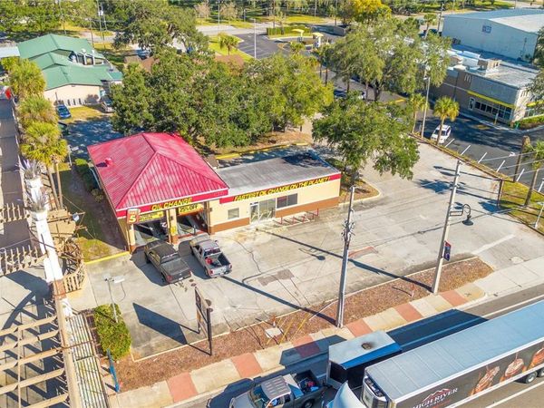 215 E MAIN STREET, APOPKA, FL 32703