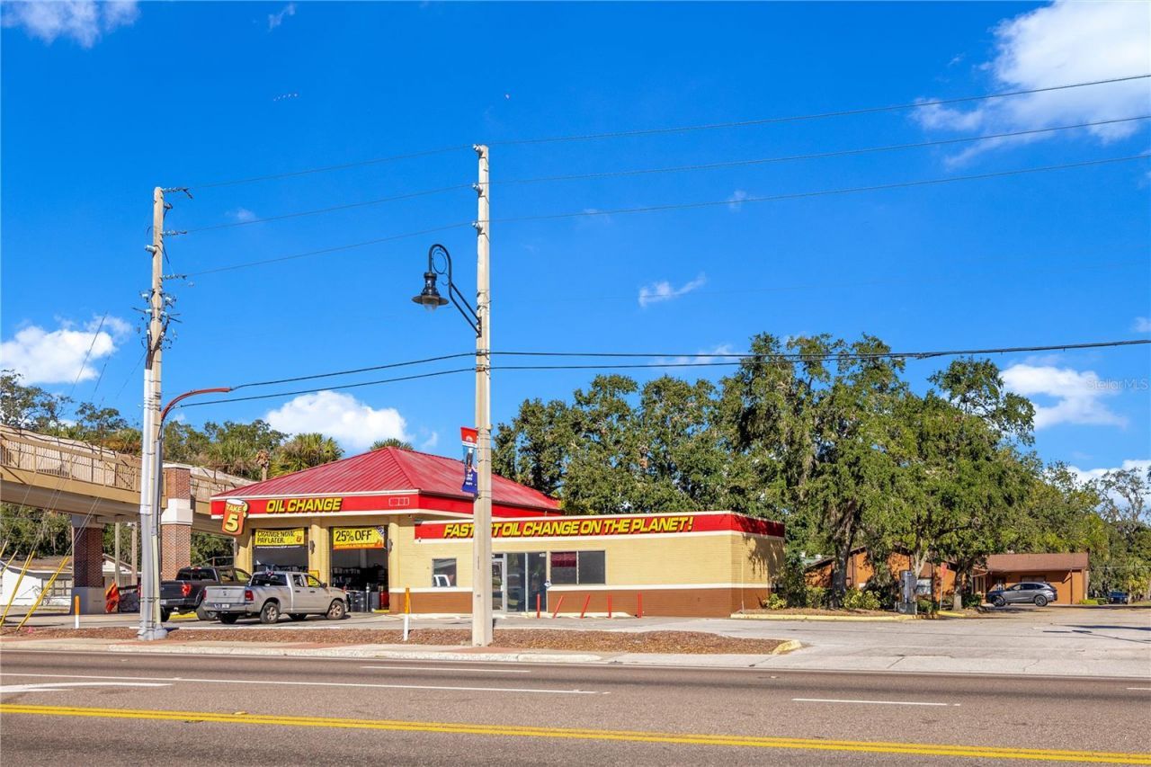 215 E Main Street, Apopka, FL 32703 Photo