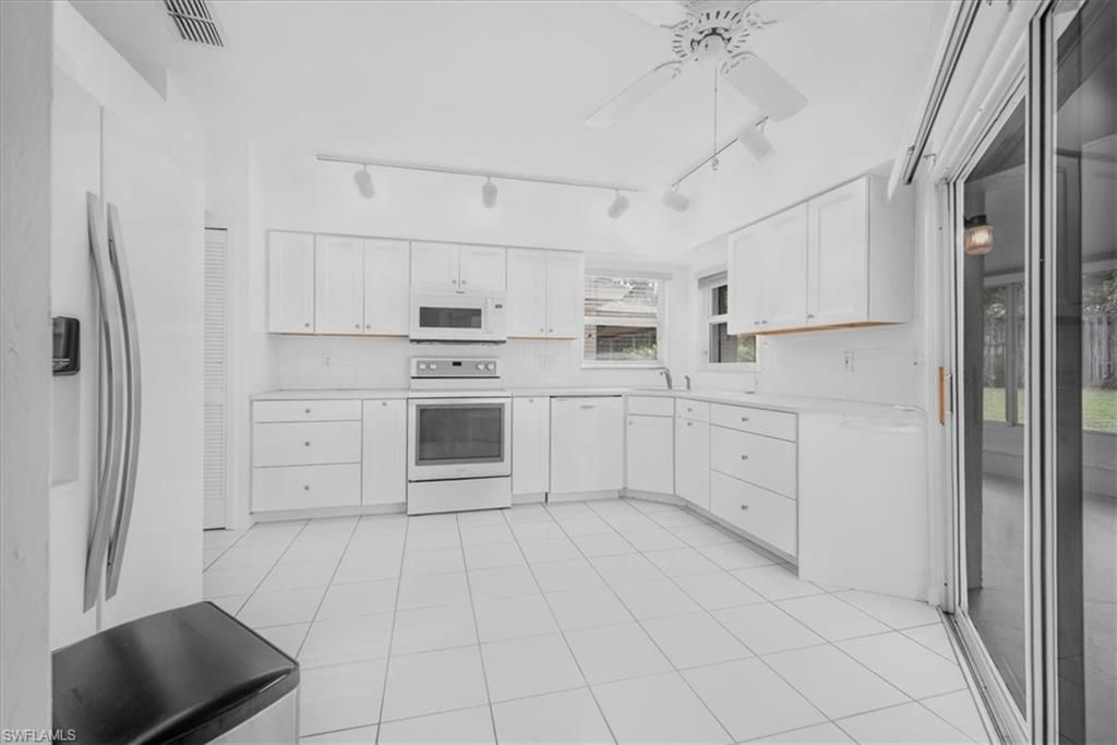 21150 Butchers Holler, Estero, FL 33928 Photo