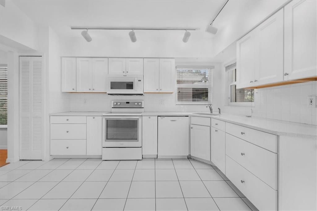 21150 Butchers Holler, Estero, FL 33928 Photo