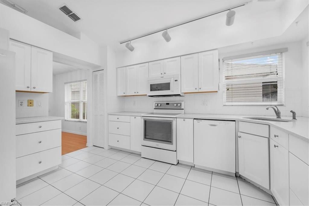 21150 Butchers Holler, Estero, FL 33928 Photo