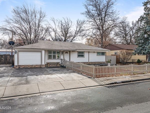 343 Richards Way, Sparks, NV 89431