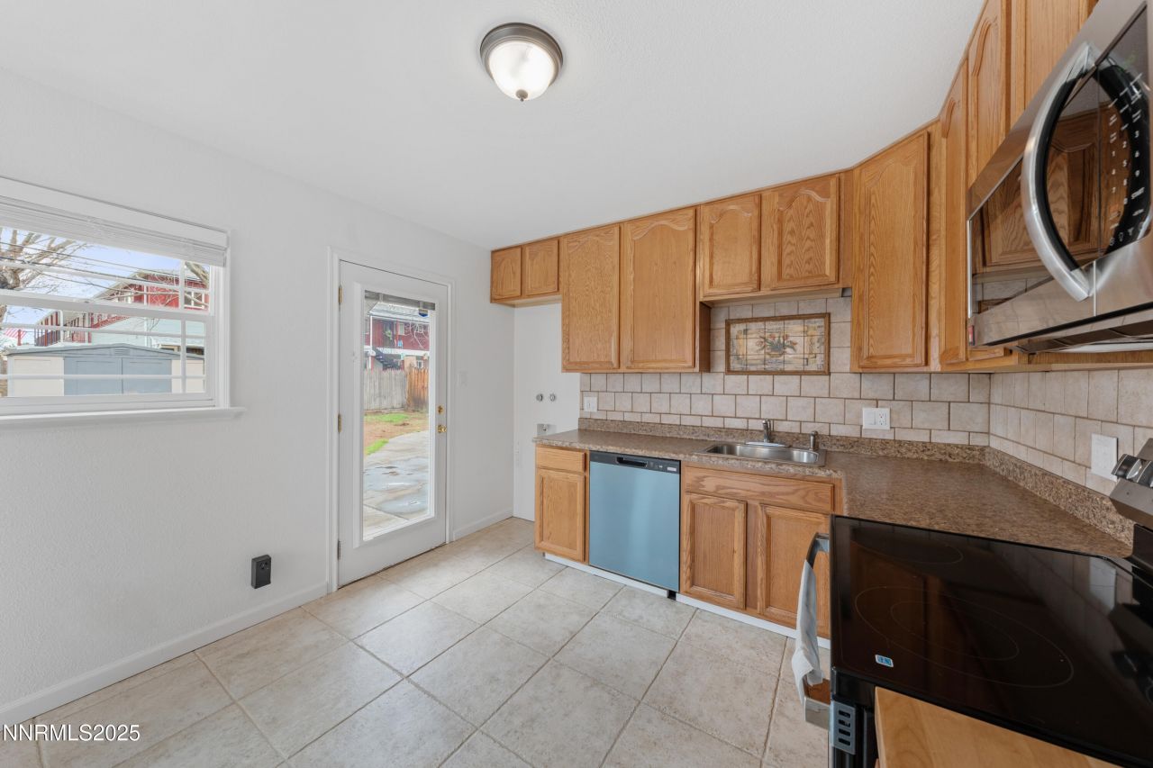 343 Richards Way, Sparks, NV 89431 Photo