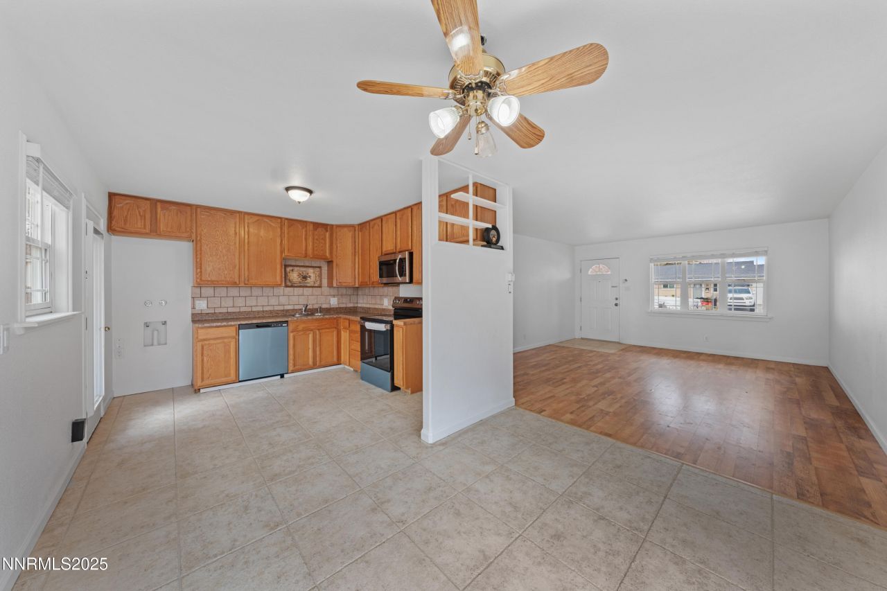 343 Richards Way, Sparks, NV 89431 Photo