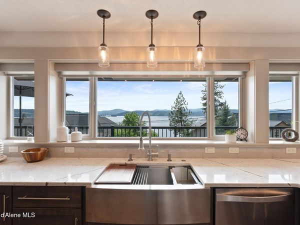 2406 S Silver Beach Rd, Coeur d'Alene, ID 83814