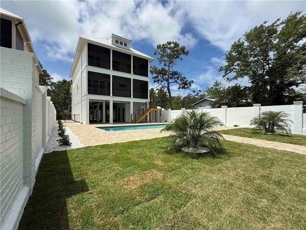 808 Canal Drive, Gulf Shores, AL 36542