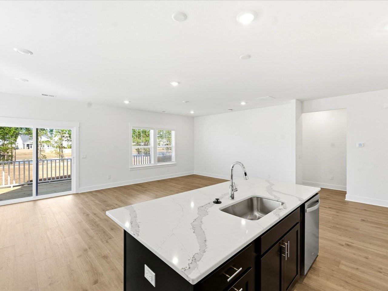 406 Radiant Blue Way Photo 19