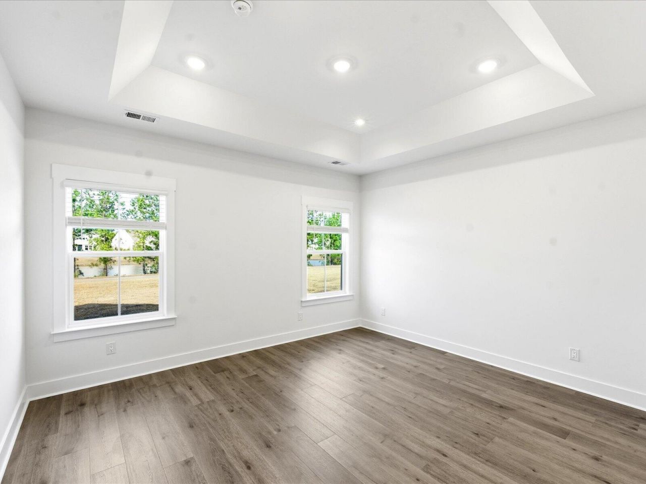 406 Radiant Blue Way Photo 21