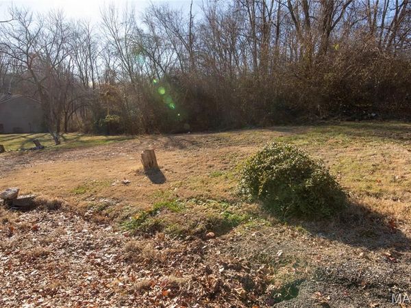 29 Highwood Drive, Belleville, IL 62223